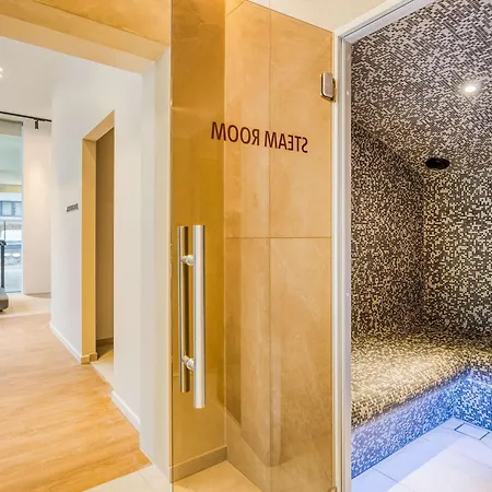 Hotel Moevenpick Brussels Airport 4*